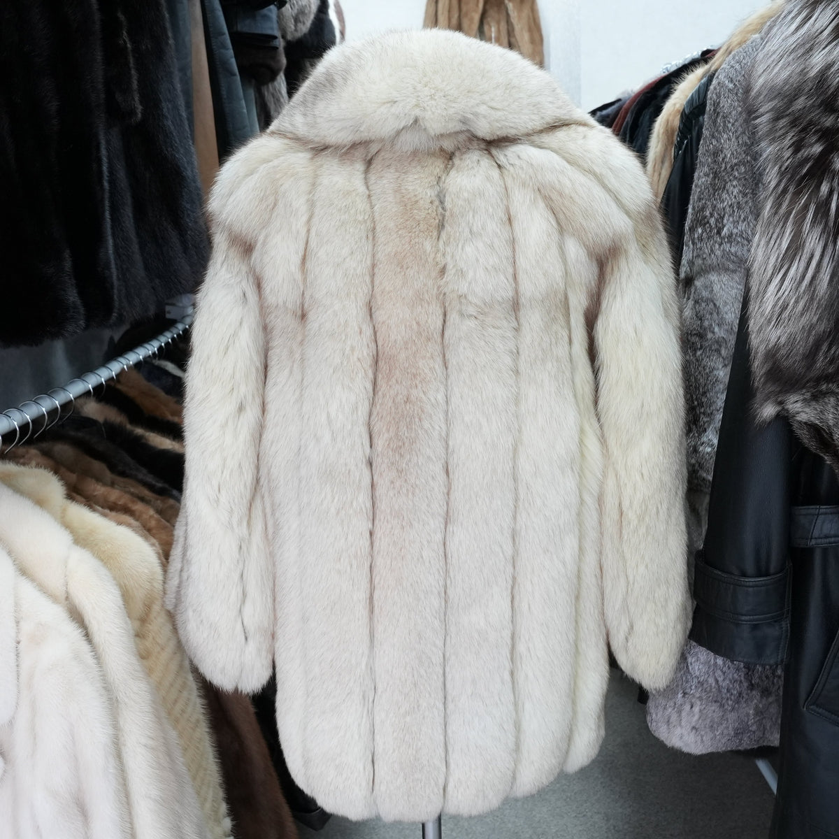Nordic Fox Fur Coat - Genuine Vintage Fur From Japan