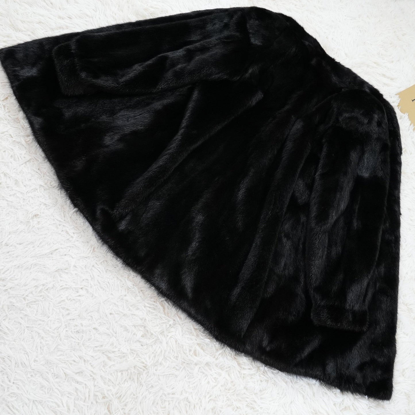 SAGA MINK Black mink Fur Coat - Genuine Vintage Fur Japan