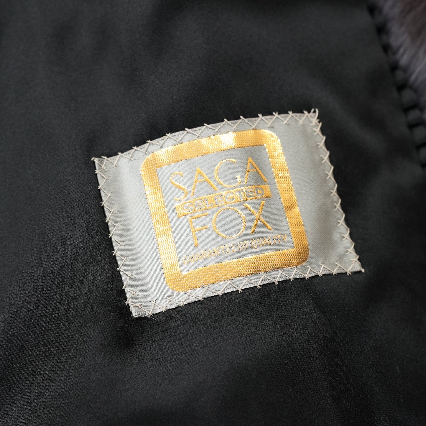 Gray Dyed SAGA FOX Fur Coat - Genuine Vintage Fur From Japan