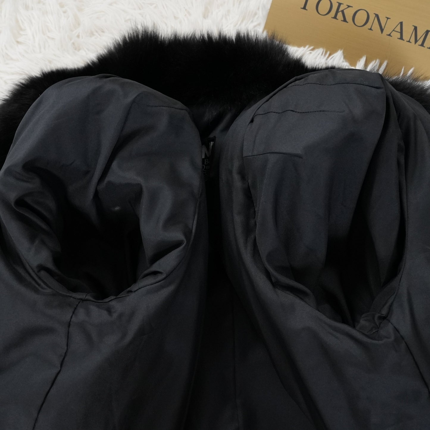 Black Dyed Fox Fur Coat EMBA - Genuine Vintage Fur From Japan