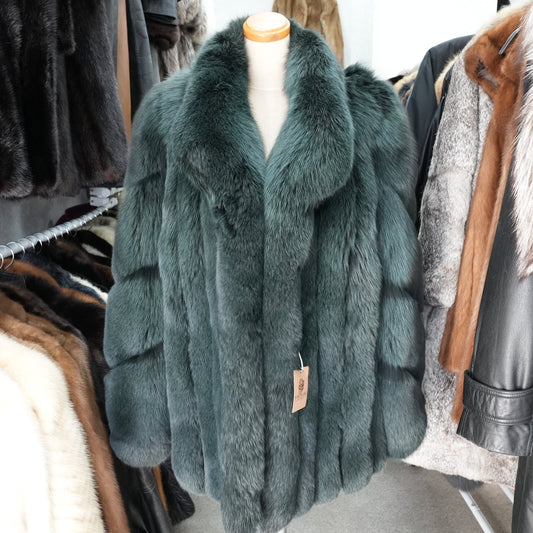 Dark Green Dyed Fox Fur Coat Soft and Fluffy Malvoisie - Genuine Vintage Fur From Japan