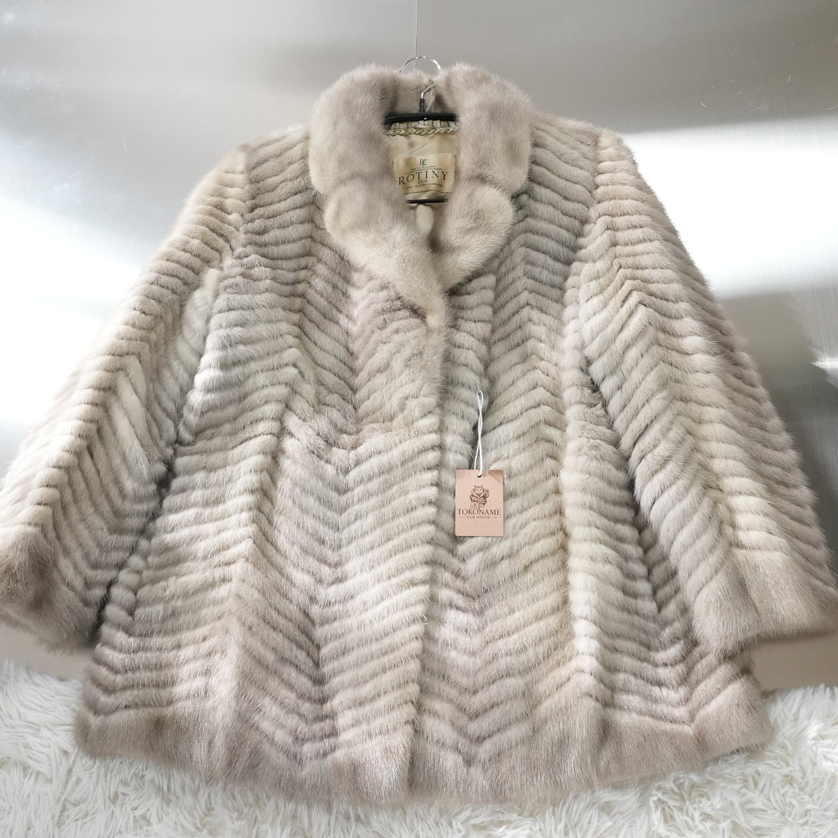 Pastel Mink Fur Coat chevron Design ROTINY - Genuine Vintage Fur From Japan
