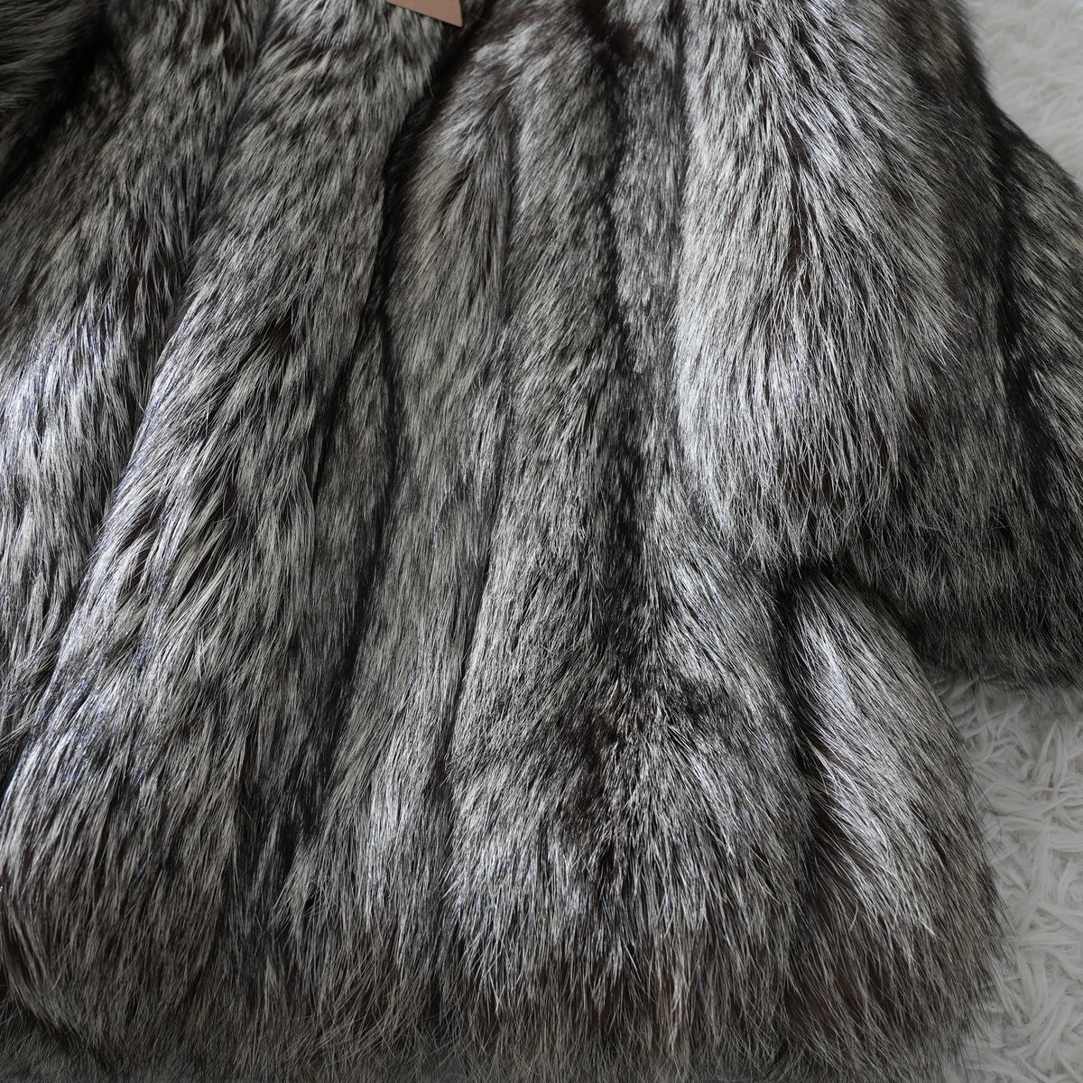 Silver Fox Fur Coat Very Soft and Fluffy - Genuine Vintage Fur From Japan