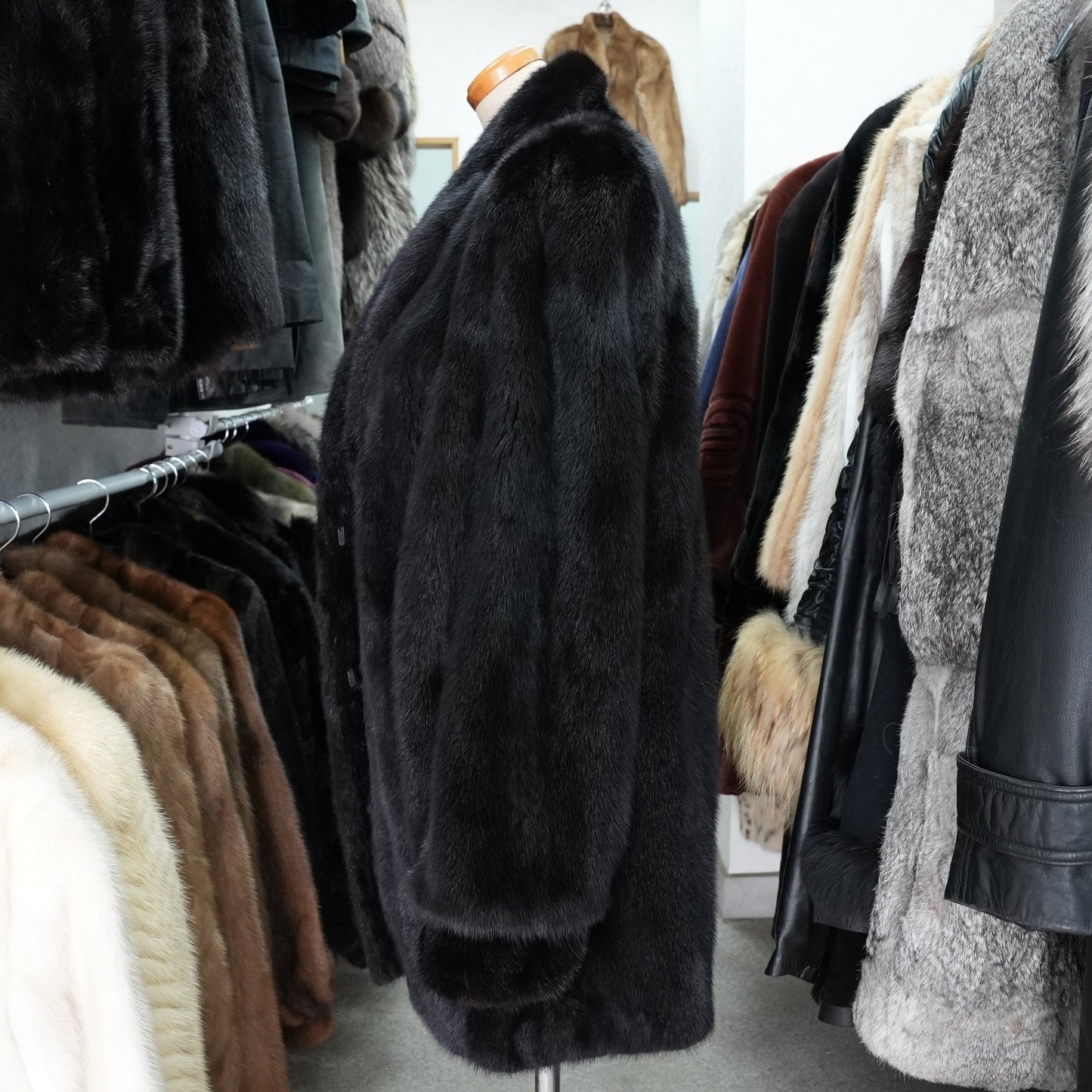 SAGA MINK Fur Coat - Genuine Vintage Fur From Japan