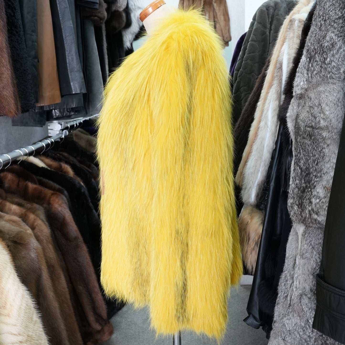 Yarn Fox Yellow Dyed Jacket - Genuine Vintage Fur From Japan
