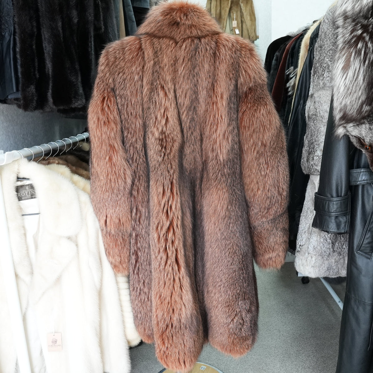 Reddish Brown Cross Dyed Fox Fur Long Coat Soft and Fluffy - Genuine Vintage Fur From Japan