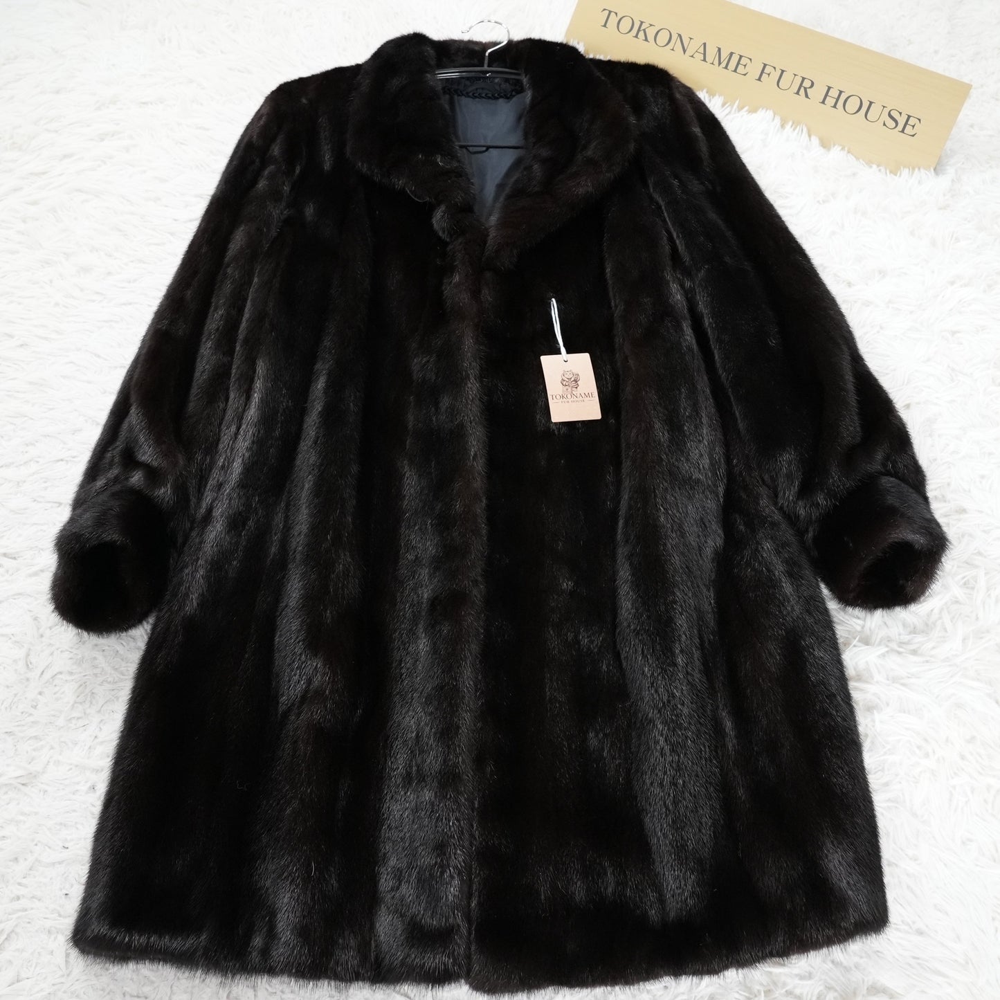 ROYAL SAGA MINK Fur Coat - Genuine Vintage Fur From Japan