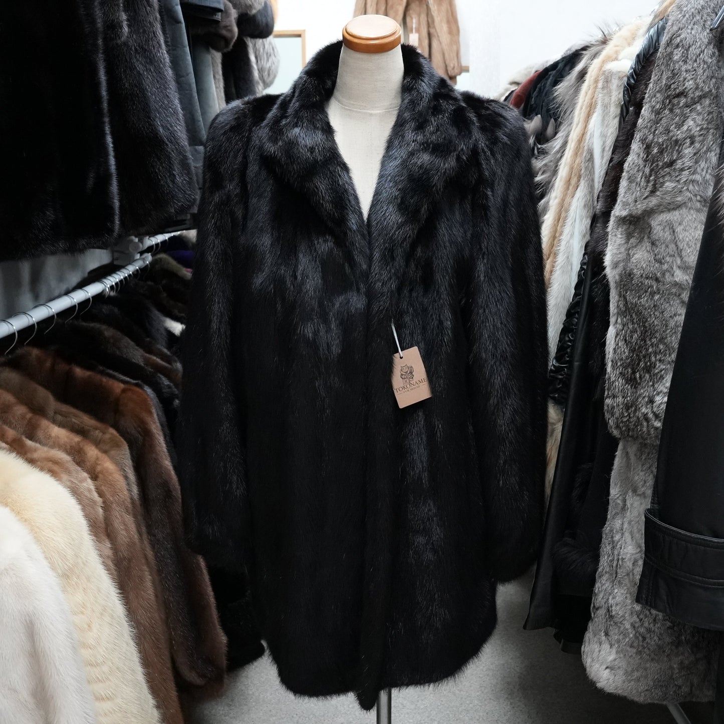 Black Mink Half Coat Malvoisie - Genuine Vintage Fur From Japan