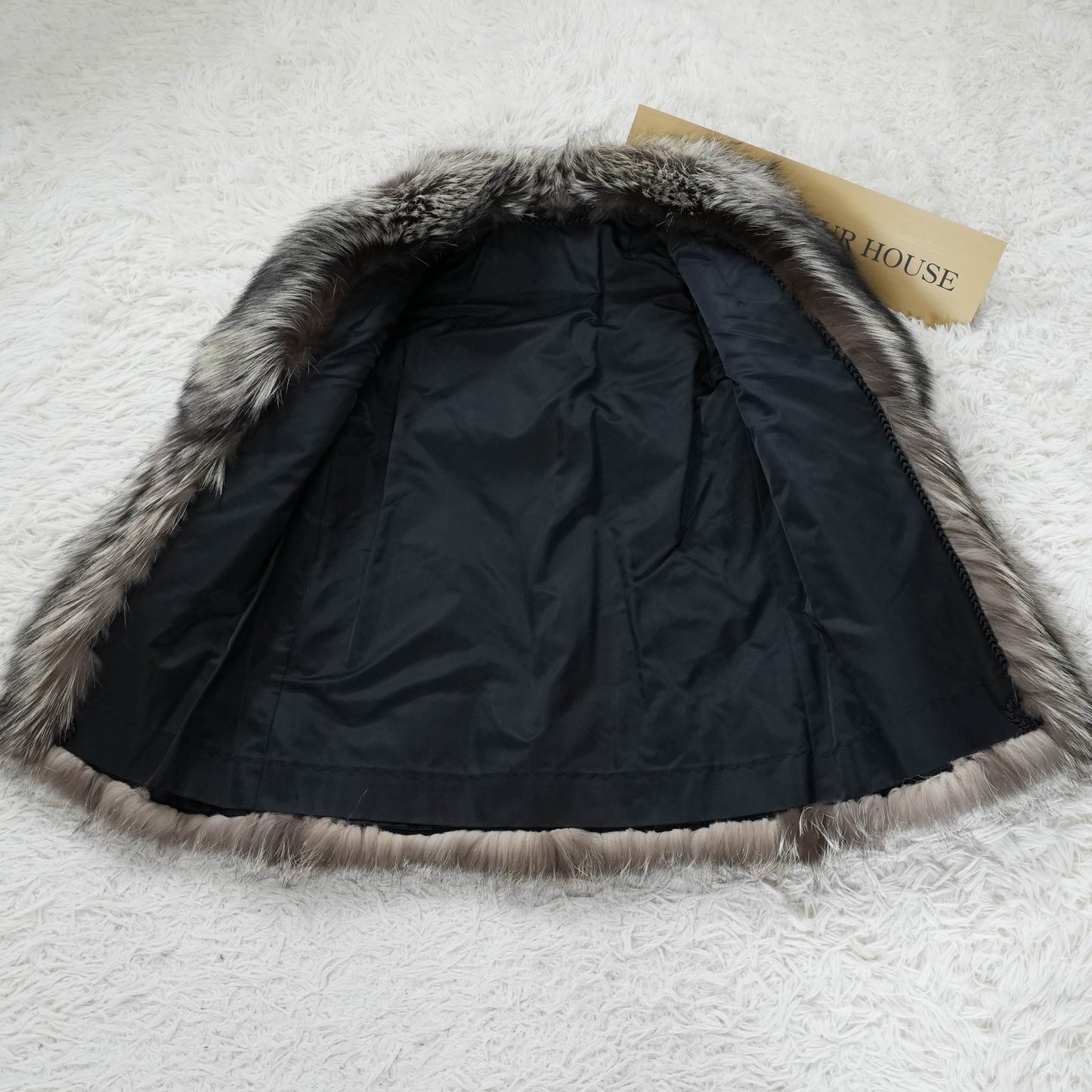 Silver Fox Fur Coat - Genuine Vintage Fur From Japan