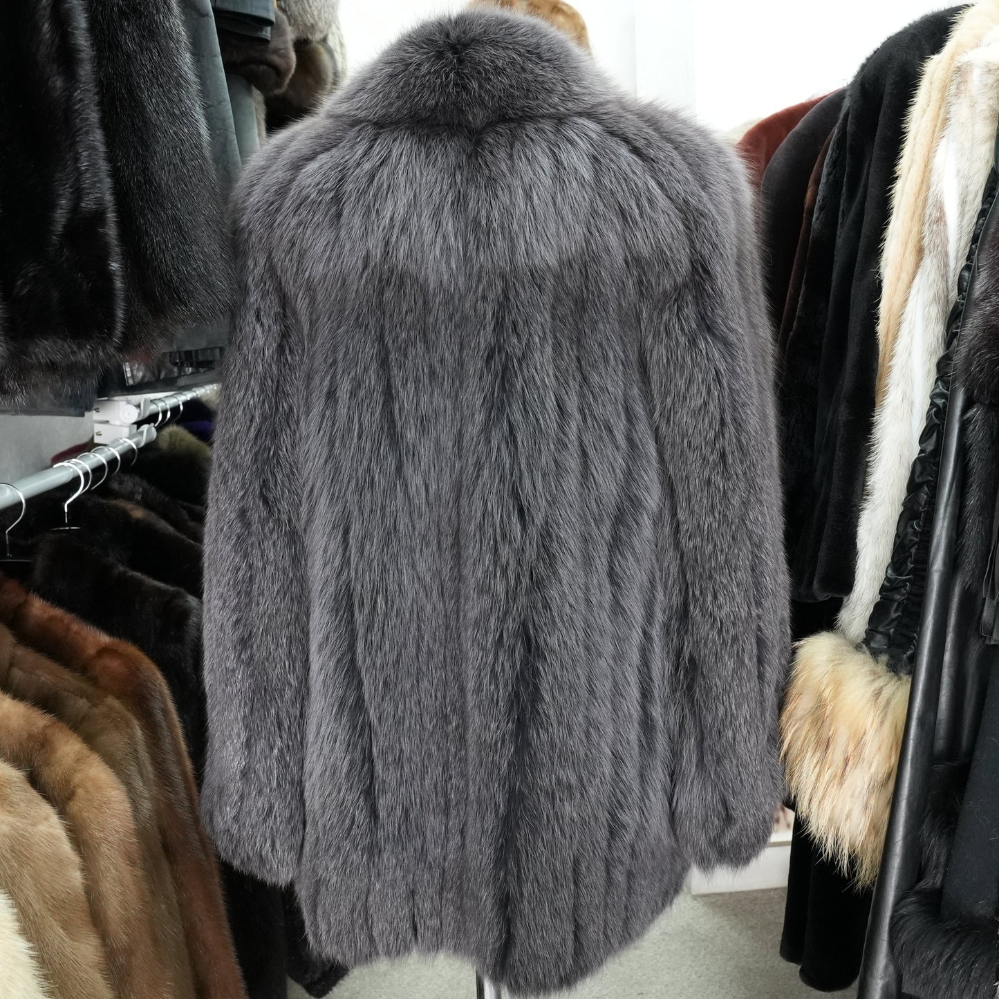 Gray Dyed SAGA FOX Fur Coat - Genuine Vintage Fur From Japan