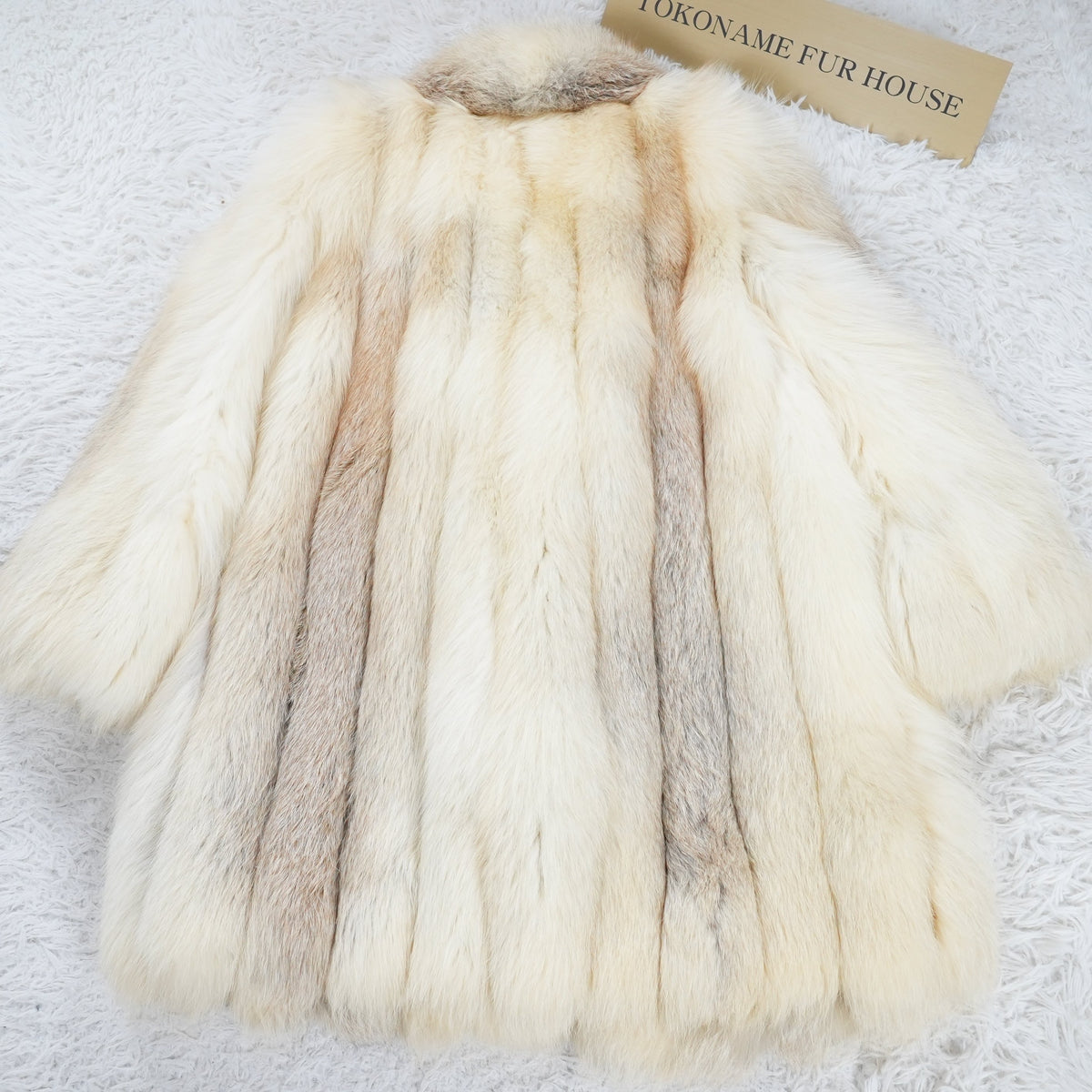 Golden Island Fox Fur Coat Soft and Fluffy SAGA FOX - Genuine Vintage Fur From Japan