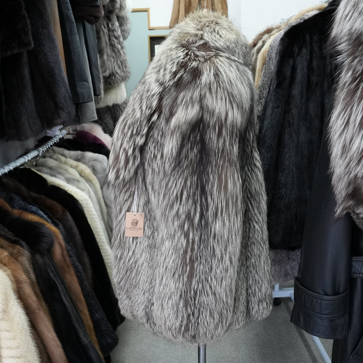 Silver Fox Fur Coat - Genuine Vintage Fur From Japan