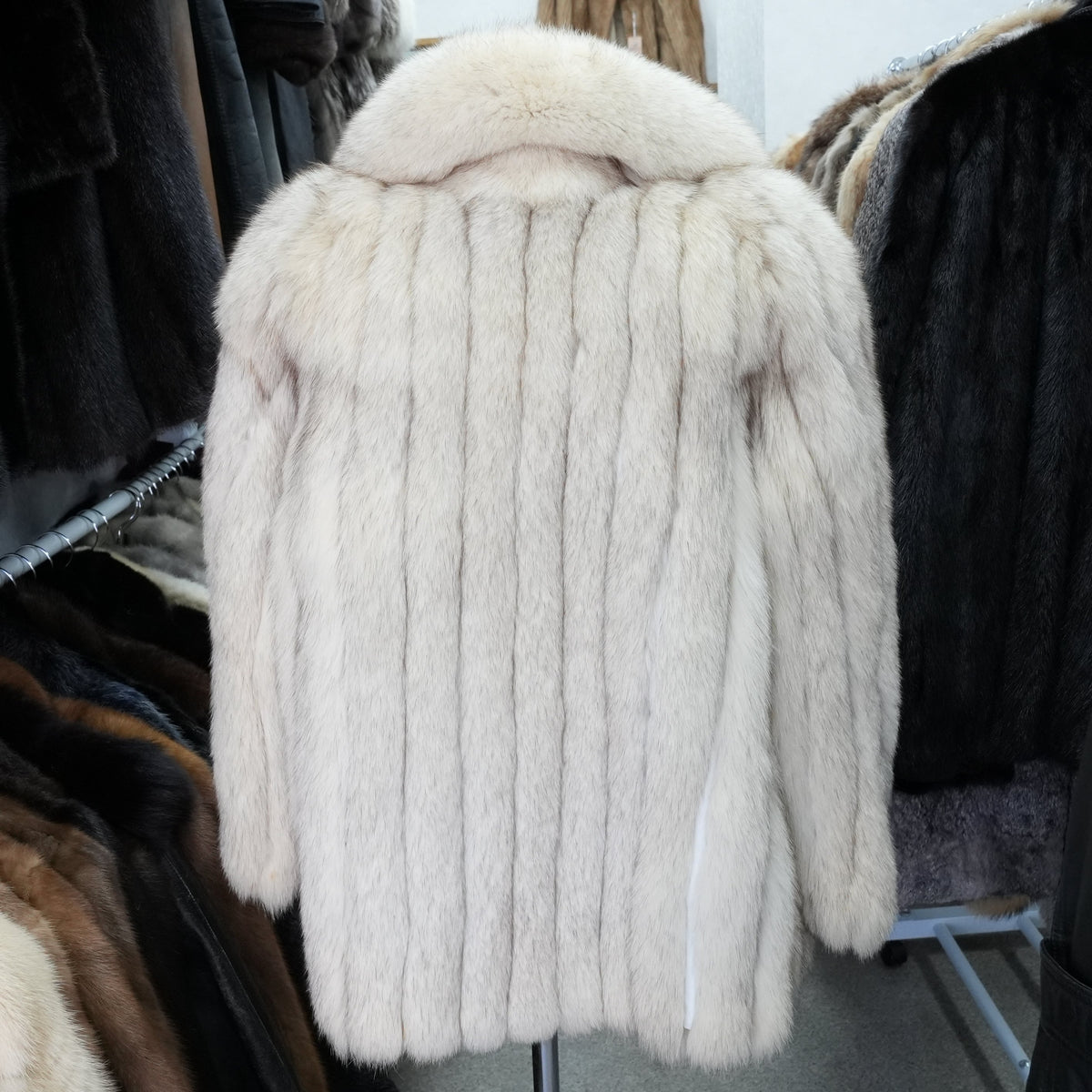 Nordic Fox Fur Coat - Genuine Vintage Fur From Japan