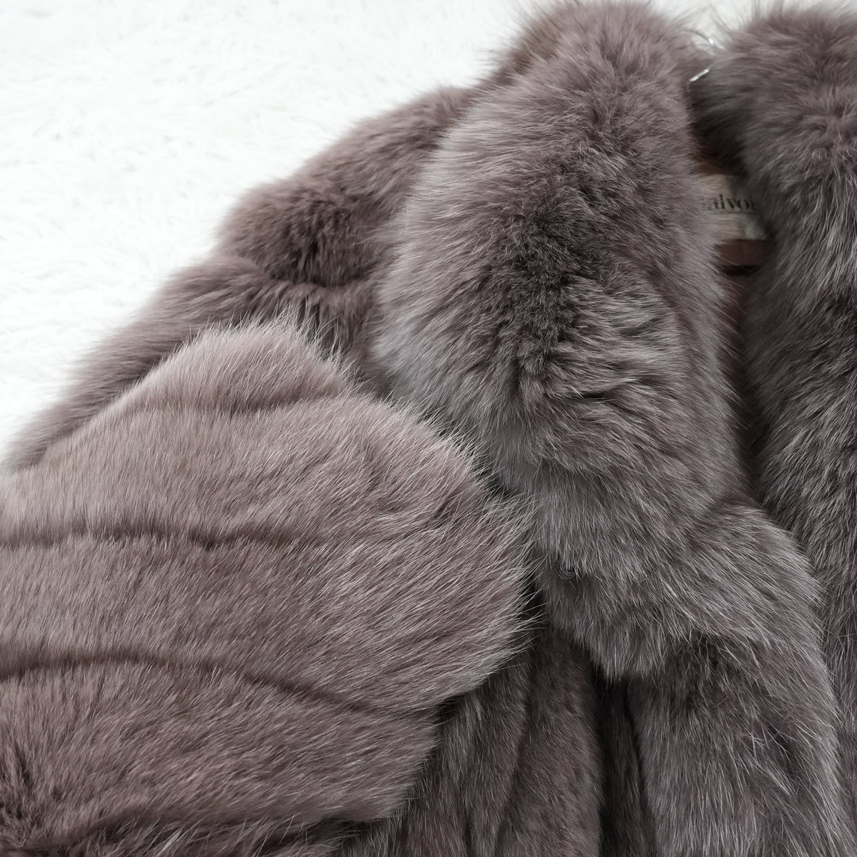 Smoky Brown Dyed Fox Fur Coat Malvoisie - Genuine Vintage Fur From Japan