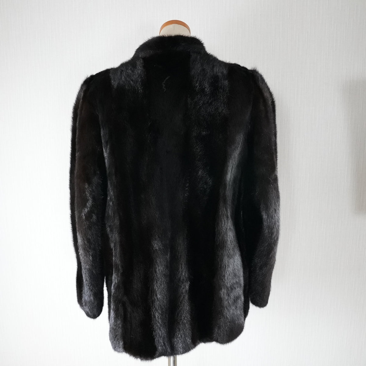 Dark Mink Stripe Design Coat Moonbat Fur - Genuine Vintage Fur From Japan