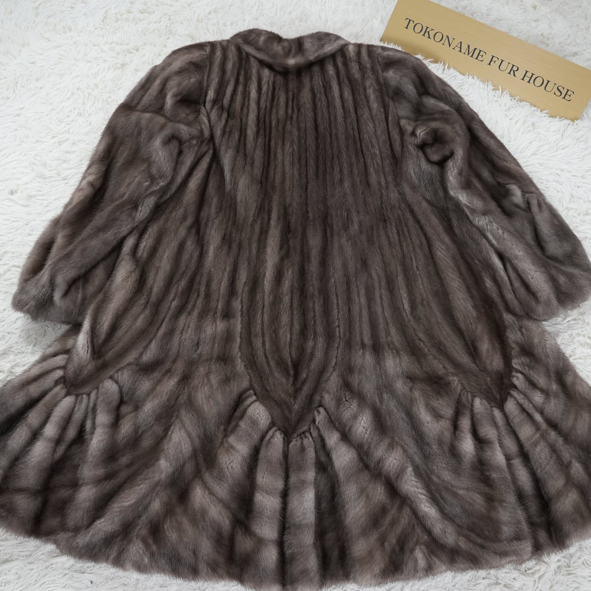 Blue iris Mink Fur Coat Patterned hem AMERICAN Legend - Genuine Vintage Fur From Japan