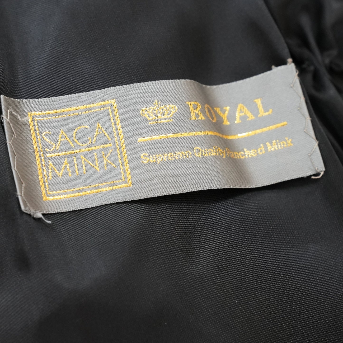 ROYAL SAGA MINK 黑色皮草大衣 - 日本古董皮草