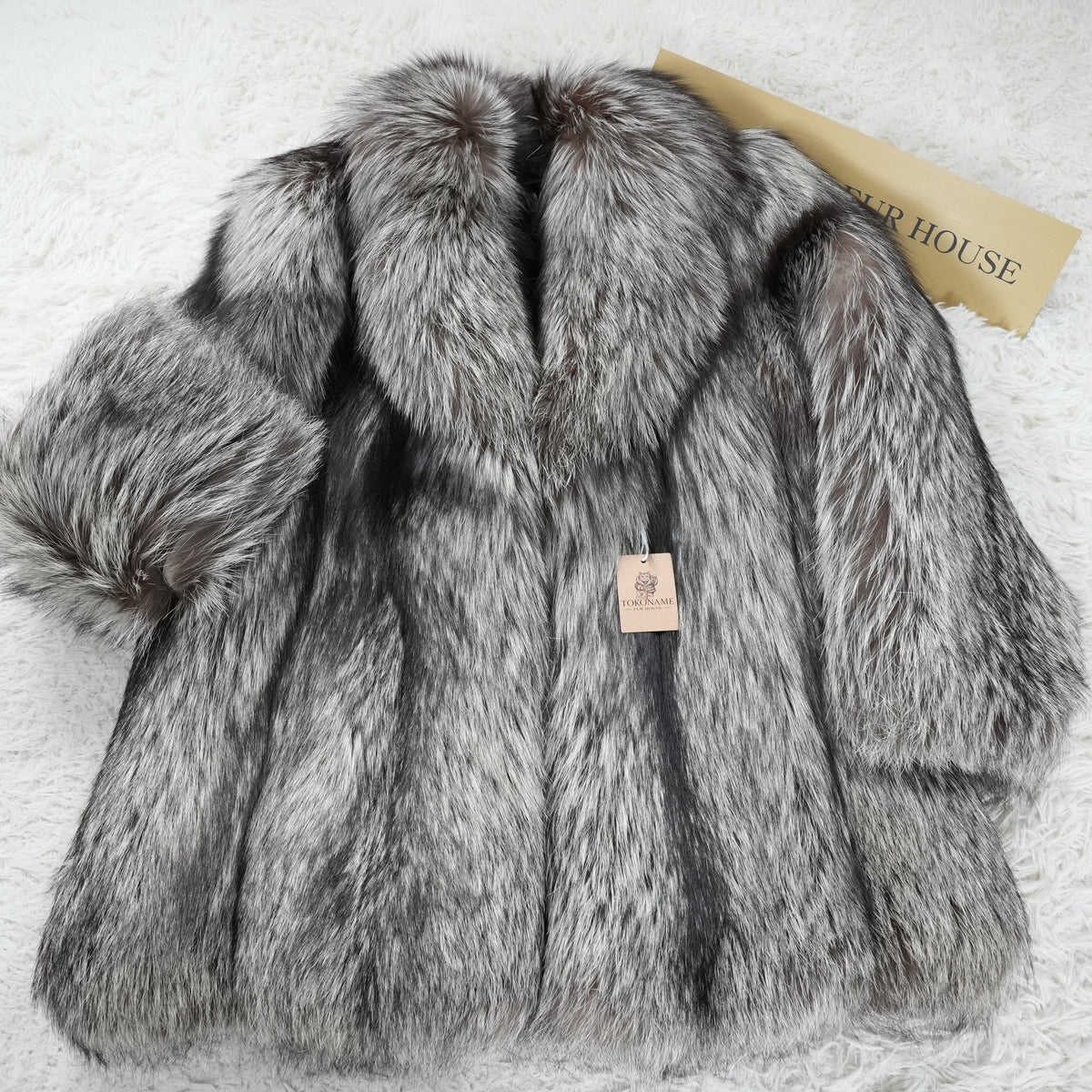 Silver Fox Fur Coat Soft and Fluffy EMBA - Genuine Vintage Fur From Japan