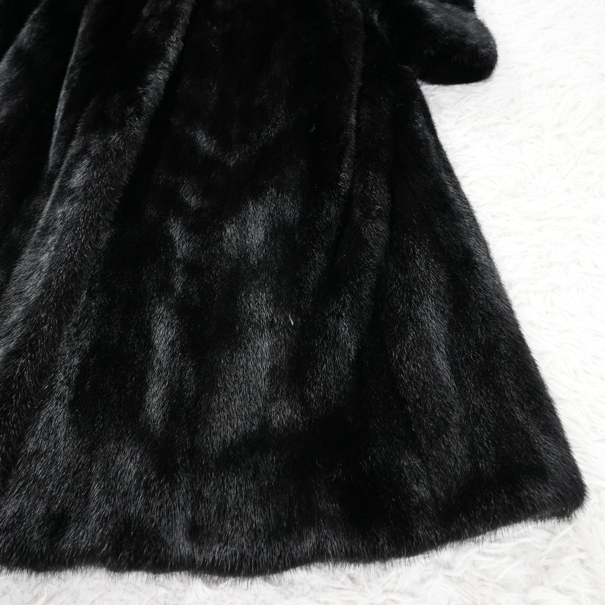 SAGA MINK Long Coat Soft and Glossy- Genuine Vintage Fur From Japan