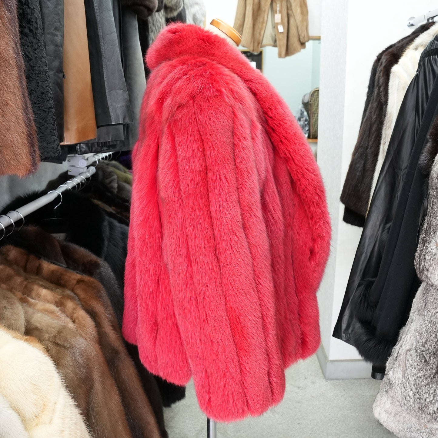 Red Dyed Fox Fur Coat - Genuine Vintage Fur From Japan