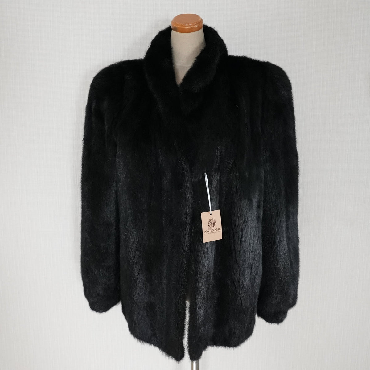 SAGA Mink Fur Coat Soft Leather - Genuine Vintage Fur From Japan