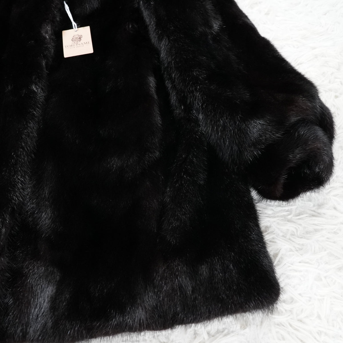 SAGA MINK Fur Coat - Genuine Vintage Fur From Japan