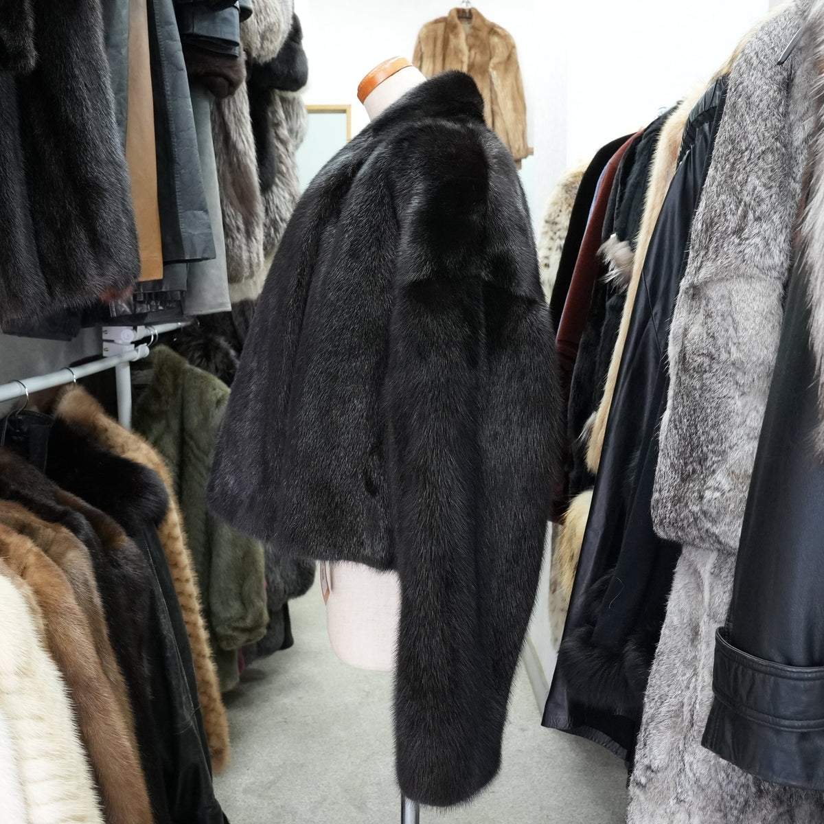 Dark Mink Big collar crop Jacket - Genuine Vintage Fur From Japan