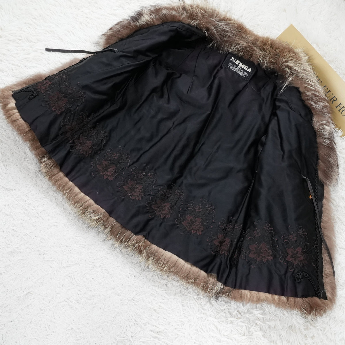 Silver Fox Fur Coat EMBA - Genuine Vintage Fur From Japan