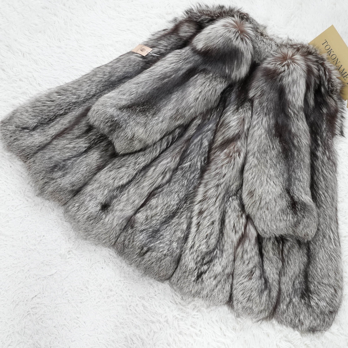 Silver Fox Semi Long Coat Soft and Fluffy - Genuine Vintage Fur From Japan