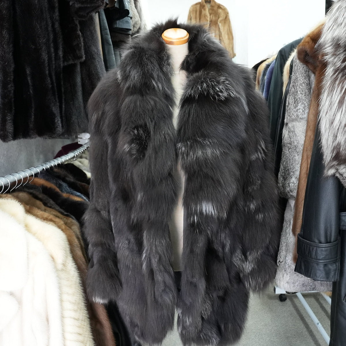Dark Brown Dyed Silver Fox Fur Coat Italiya - Genuine Vintage Fur From Japan