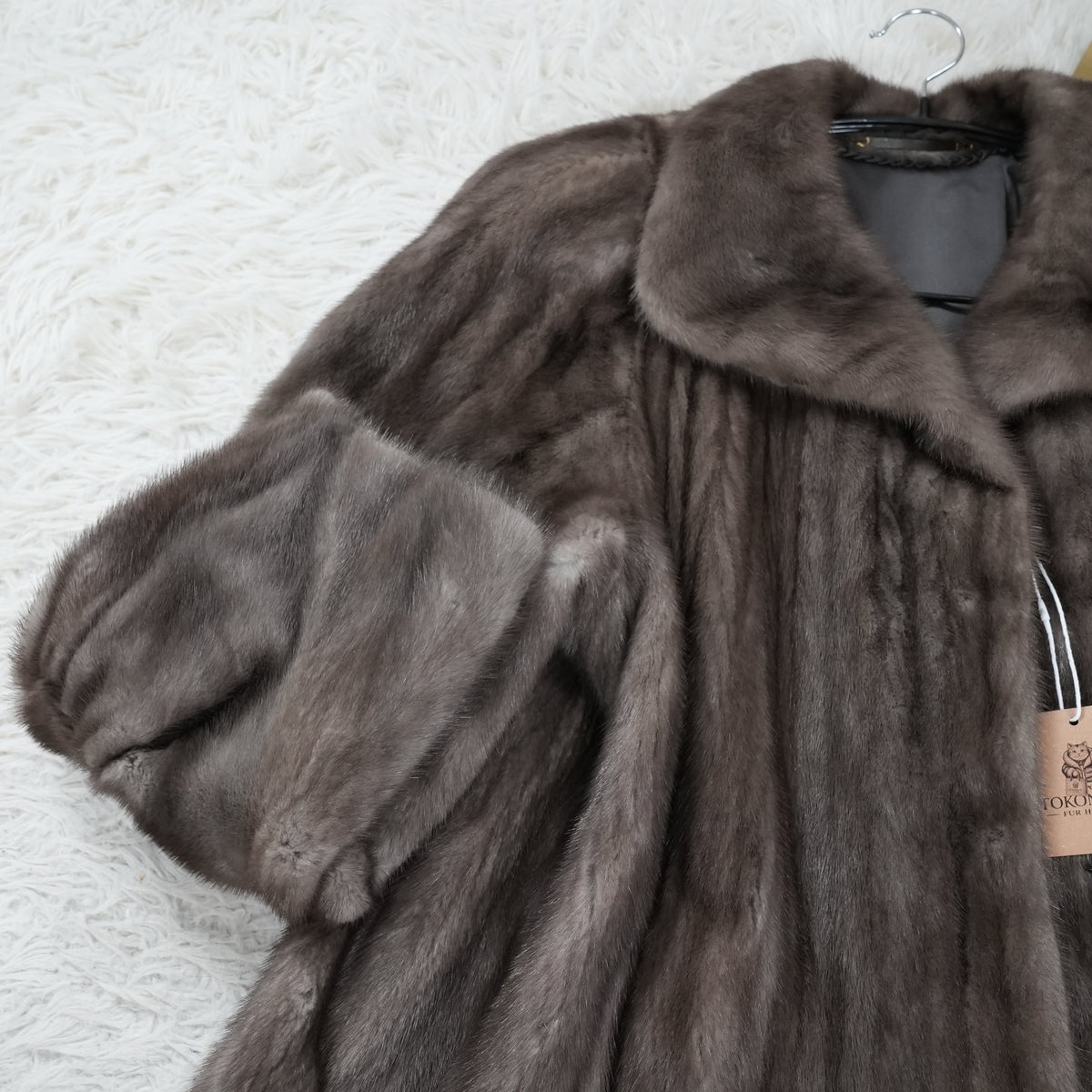 Blue iris Mink Fur Coat Patterned hem AMERICAN Legend - Genuine Vintage Fur From Japan