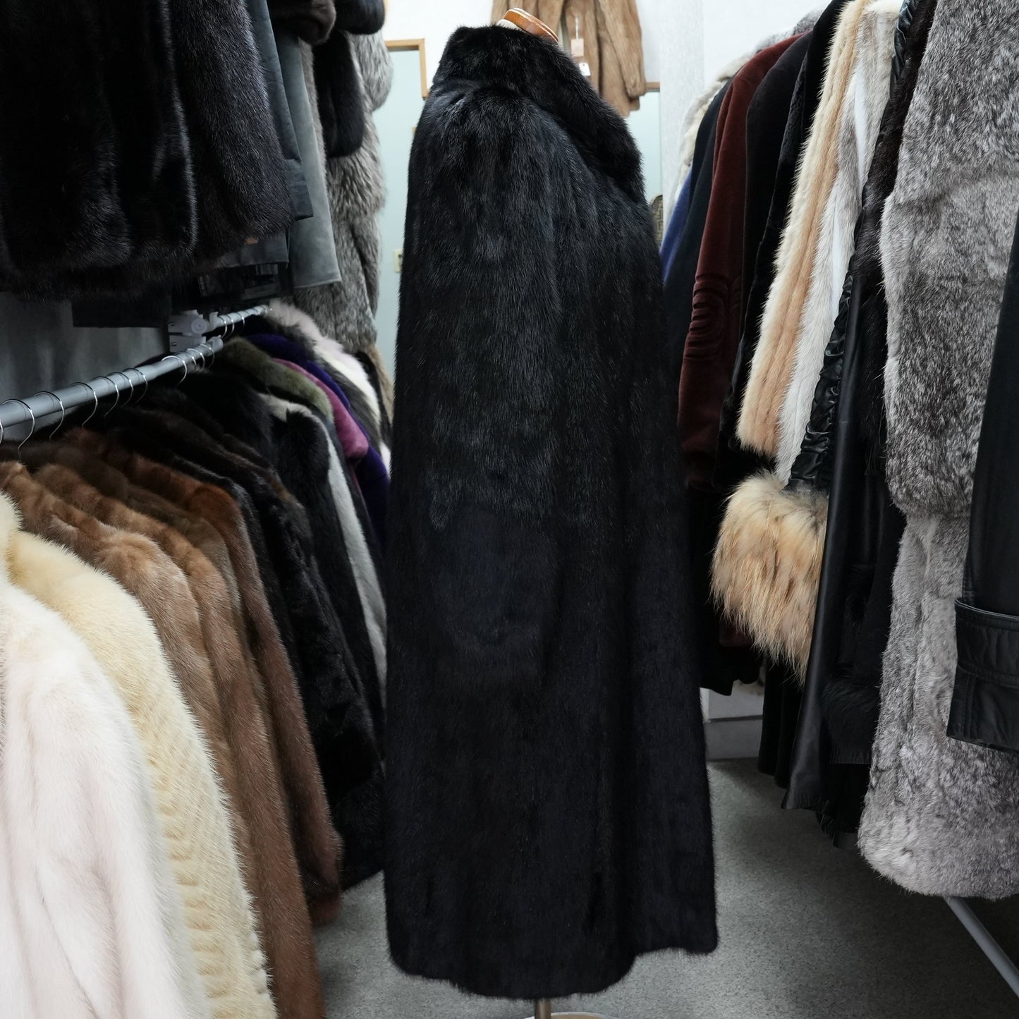 Black Mink Long Coat - Genuine Vintage Fur From Japan