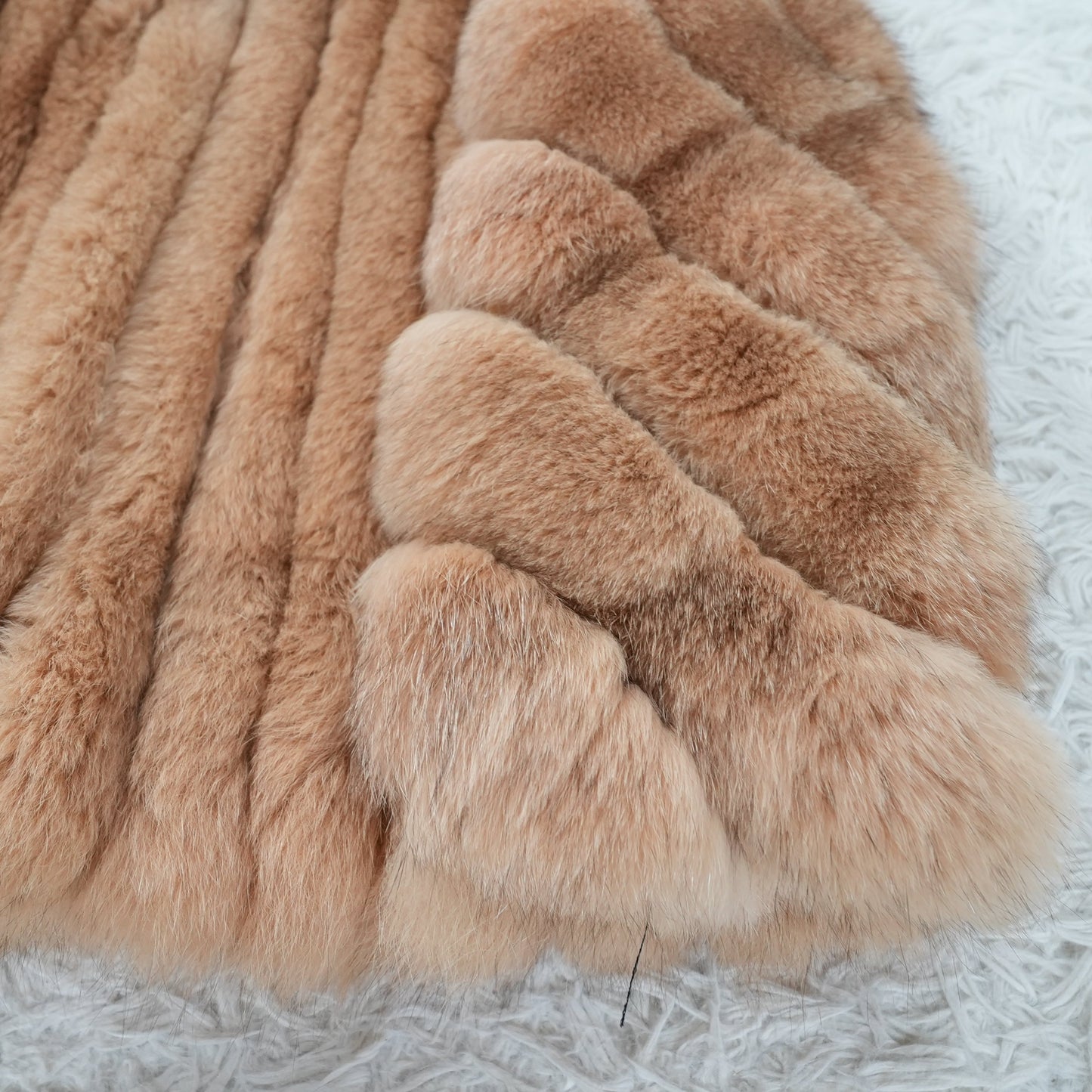Beige Dyed Fox Fur Coat - Genuine Vintage Fur From Japan