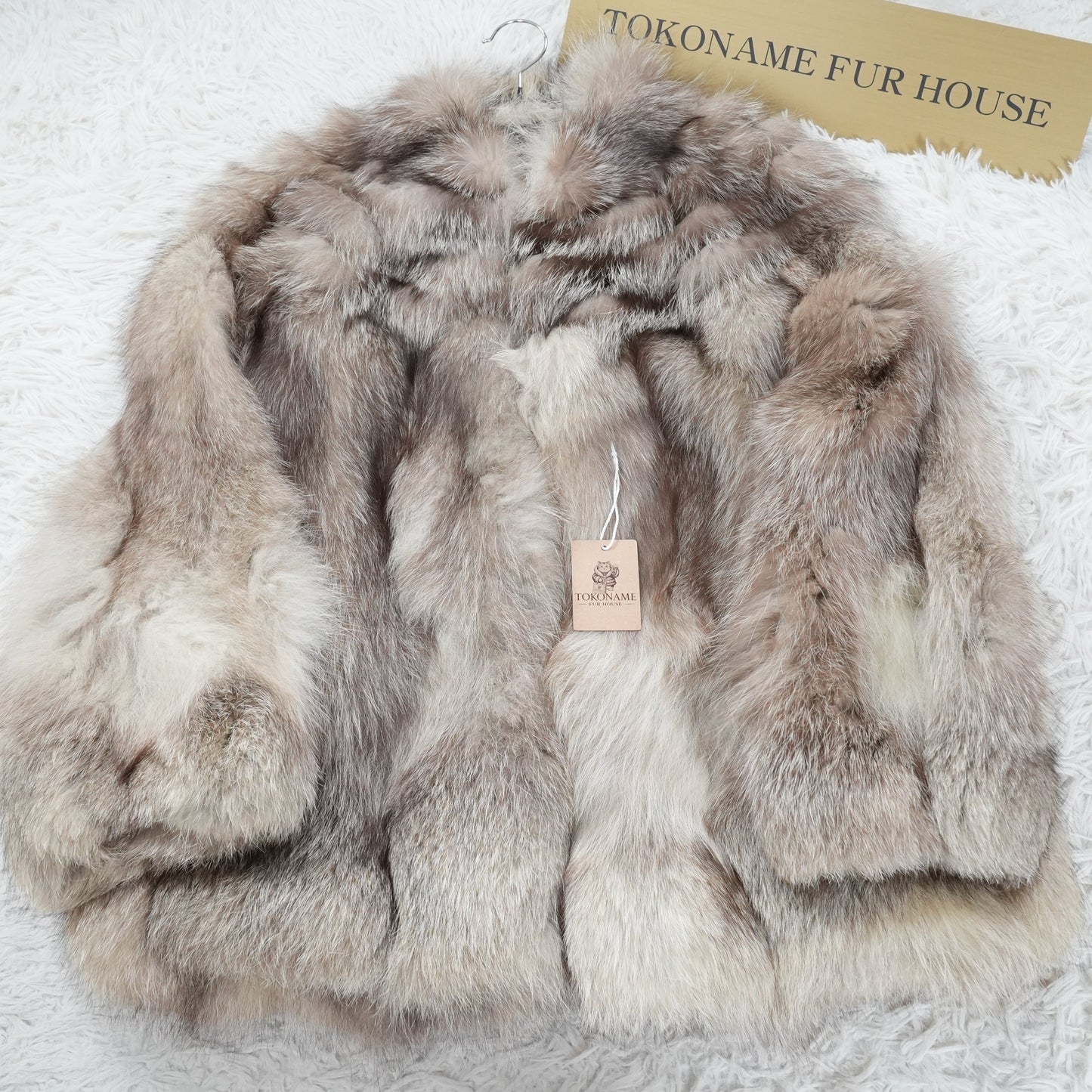 BlueFrost Fox Fur Coat SAGA FOX - Genuine Vintage Fur From Japan