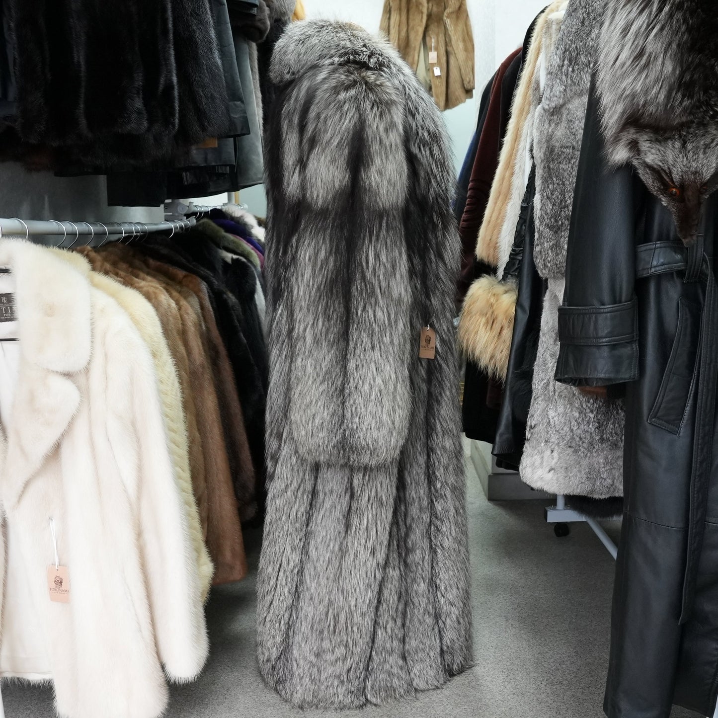 Floor length Silver Fox Very Long Coat  CC logo - Genuine Vintage Fur From Japan