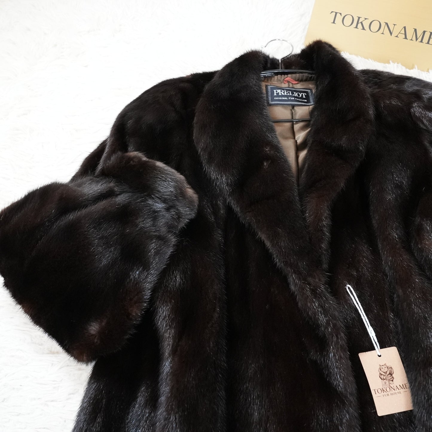 SAGA MINK Dark mink Half Coat - Genuine Vintage Fur From Japan