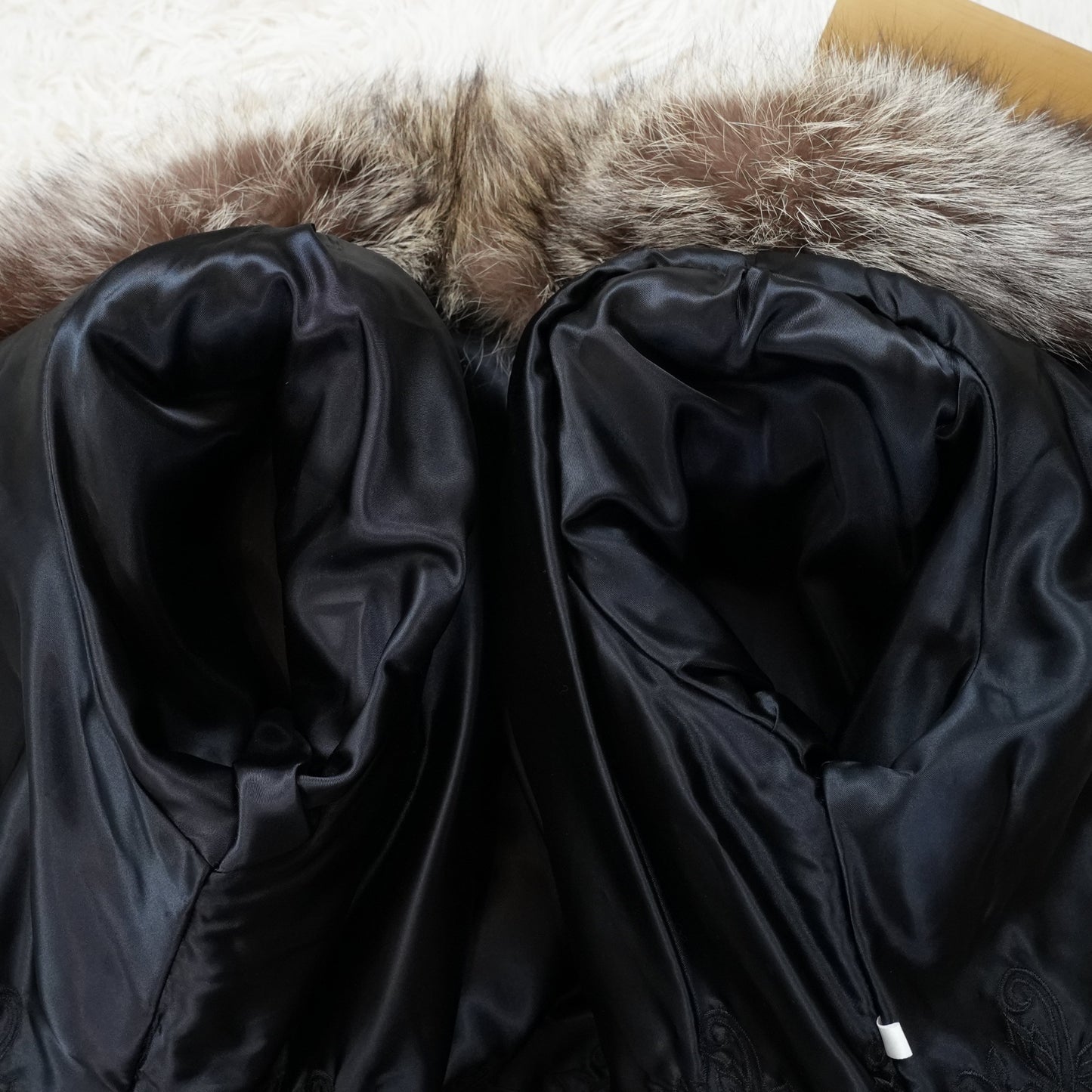 Silver Fox Fur Coat - Genuine Vintage Fur From Japan