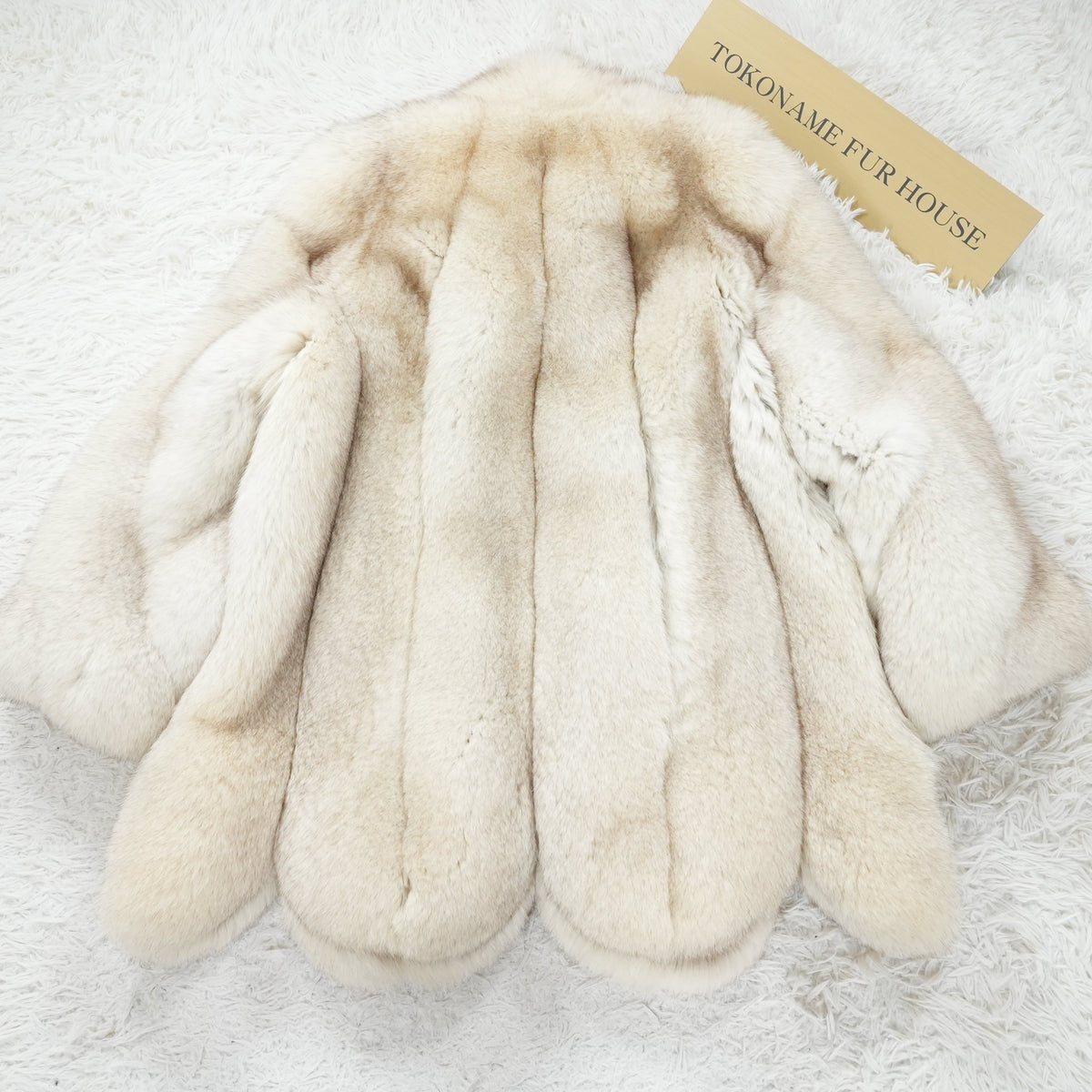 Nordic Fox Scallop Design Fur Coat very Soft and Fluffy EMBA - Genuine Vintage Fur From Japan