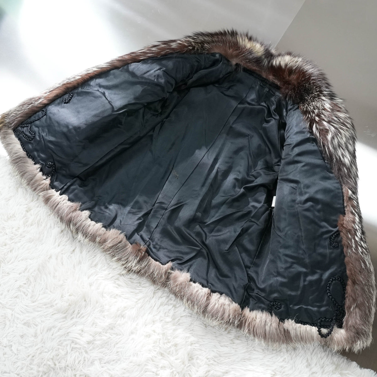Silver Fox Fur Coat - Genuine Vintage Fur From Japan