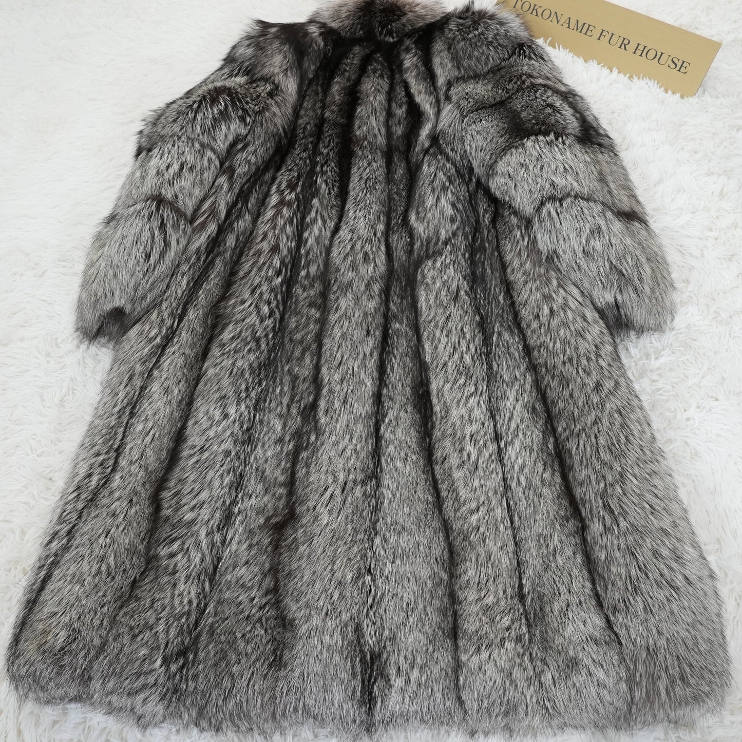 Silver Fox Long Coat Soft and Fuffy -SAGA FOX Vintage Fur Japan