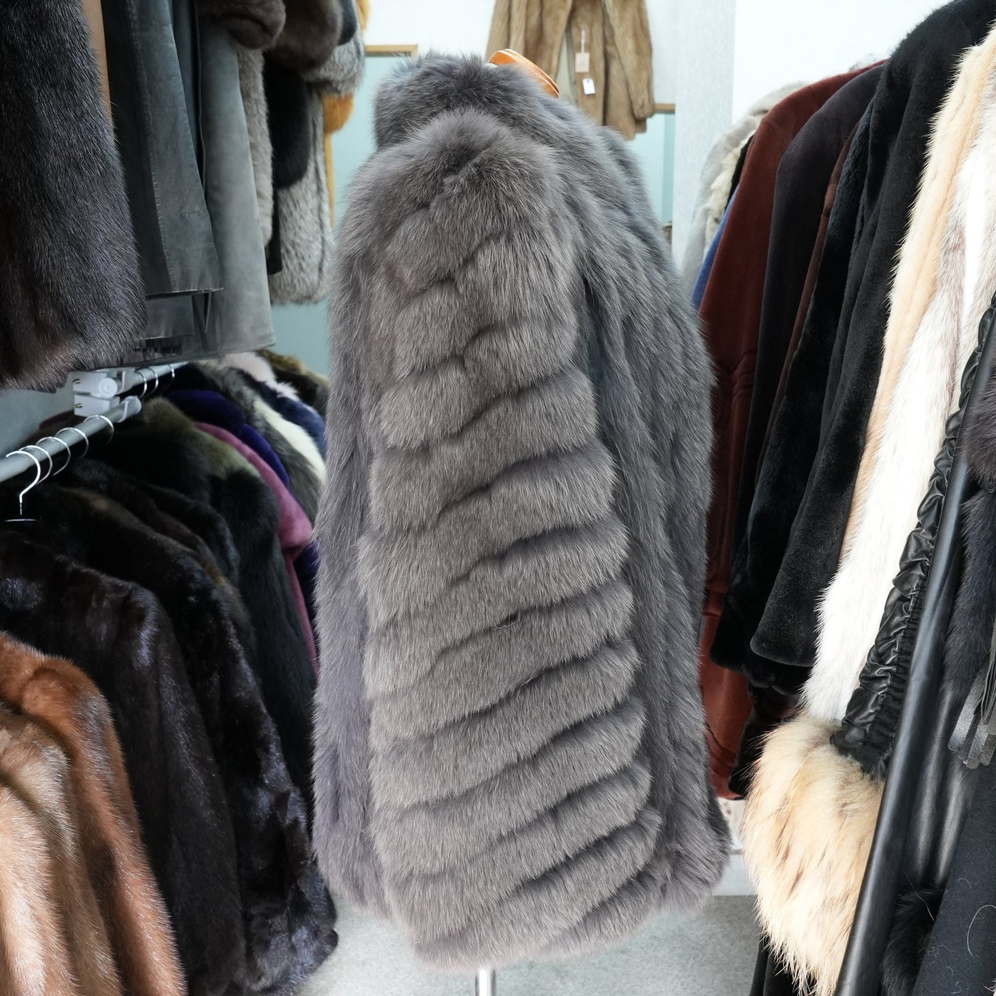 Gray Dyed Fox Fur Coat SAGA FOX - Genuine Vintage Fur From Japan