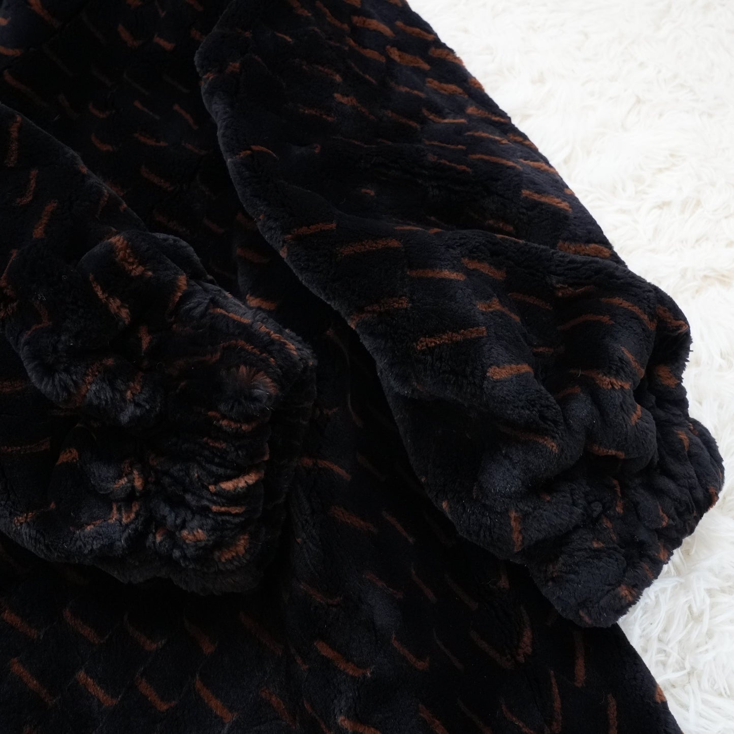 Nutria Design Fur Coat Zuki - Genuine Vintage Fur From Japan