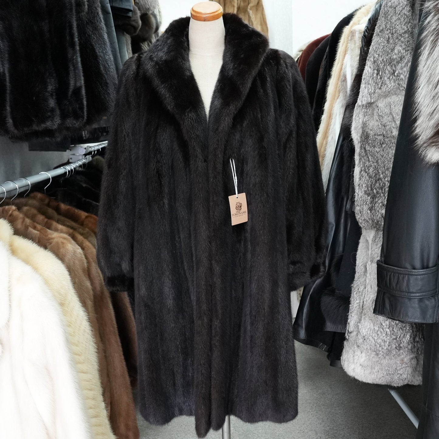 Dark Mink Fur Coat Flare Hem - Genuine Vintage Fur From Japan