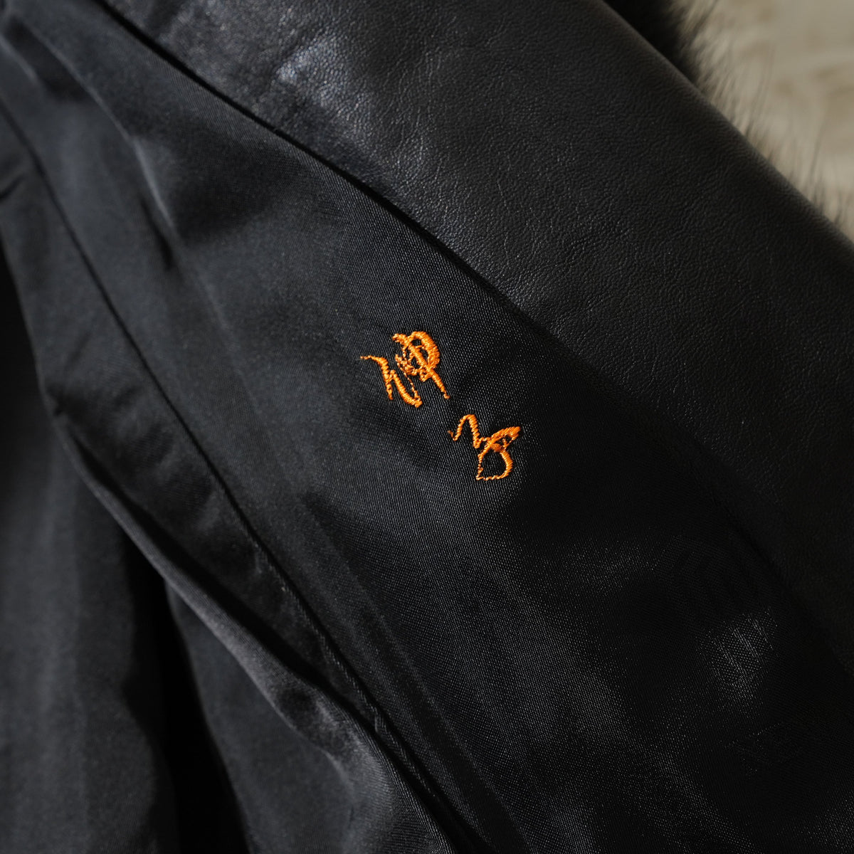 Y2K Fox Fur Trim Leather Long Coat - Genuine Vintage Leather From Japan