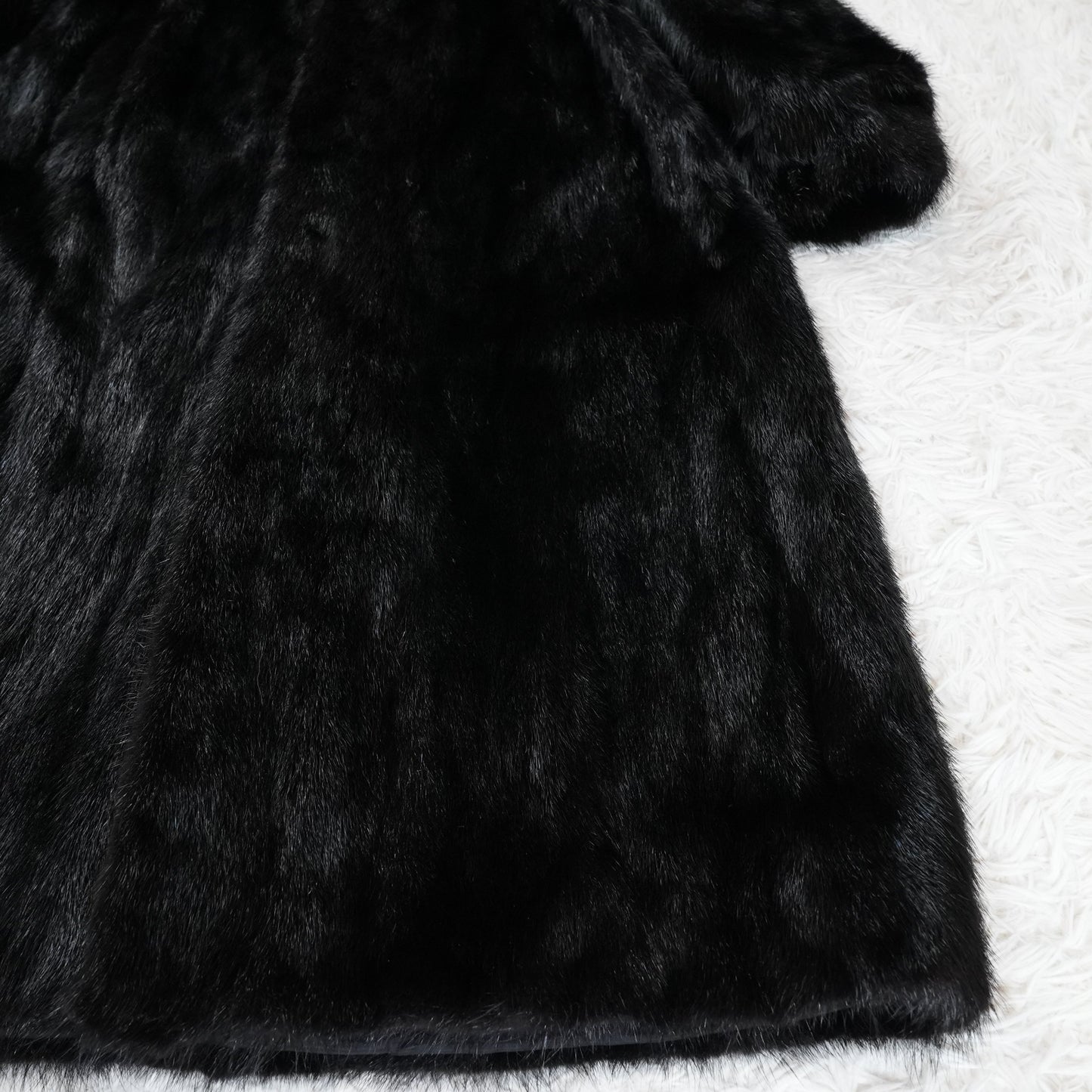 Black Mink Long Coat - Genuine Vintage Fur From Japan