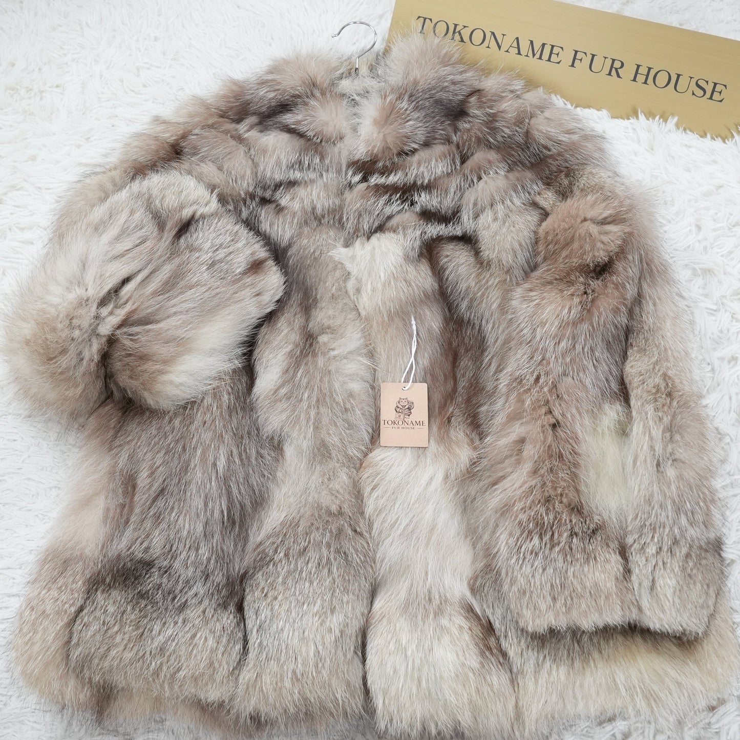 BlueFrost Fox Fur Coat SAGA FOX - Genuine Vintage Fur From Japan