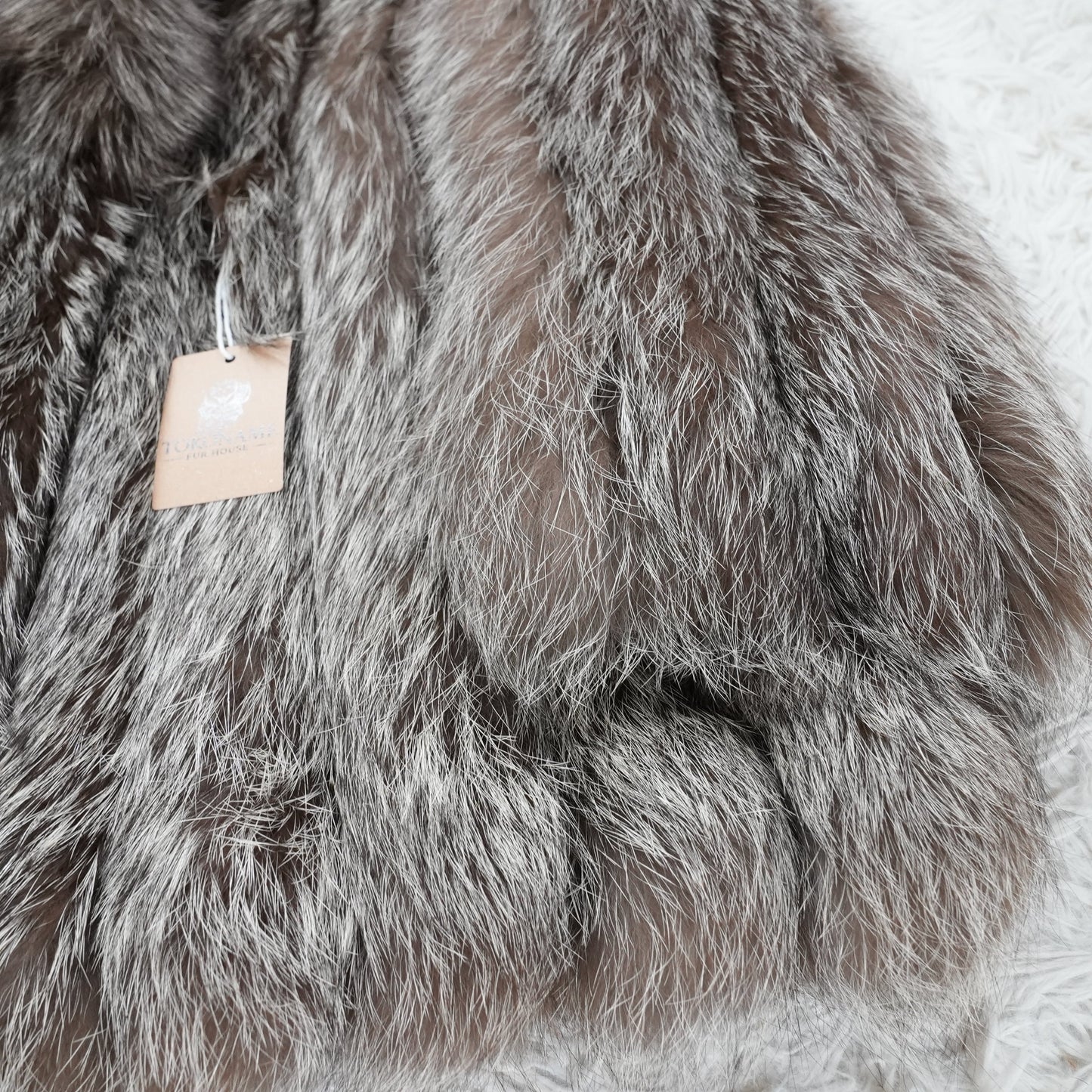Siler Fox Fur Coat ROTINY - Genuine Vintage Fur From Japan