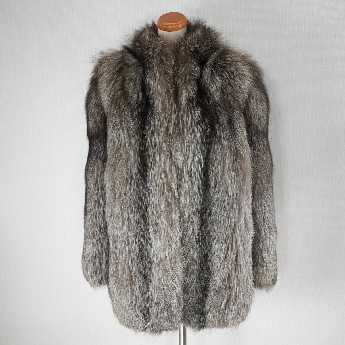 Silver Fox Fur Coat Soft Leather - Genuine Vintage Fur From Japan