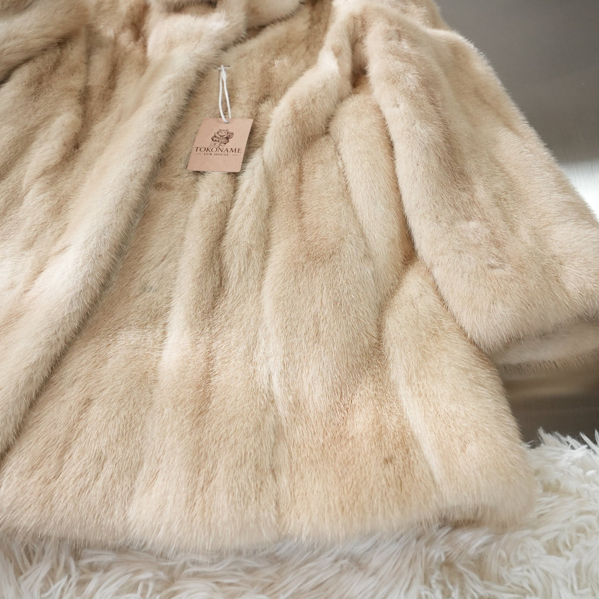 Pearl Mink Fur Coat - Genuine Vintage Fur From Japan