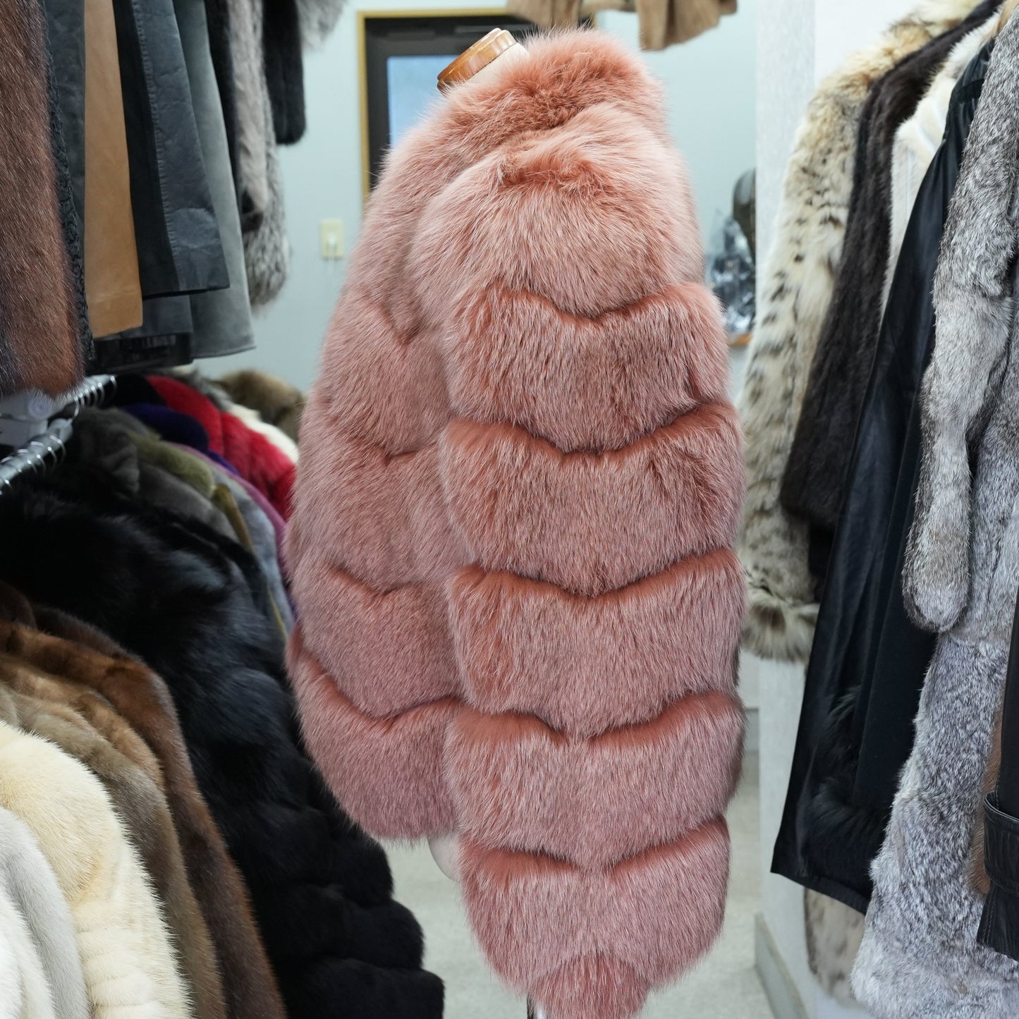 Dull Red Dyed SAGA FOX Fur Coat - Genuine Vintage Fur From Japan